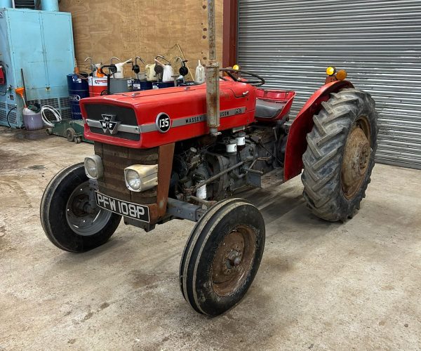 Massey Ferguson 135