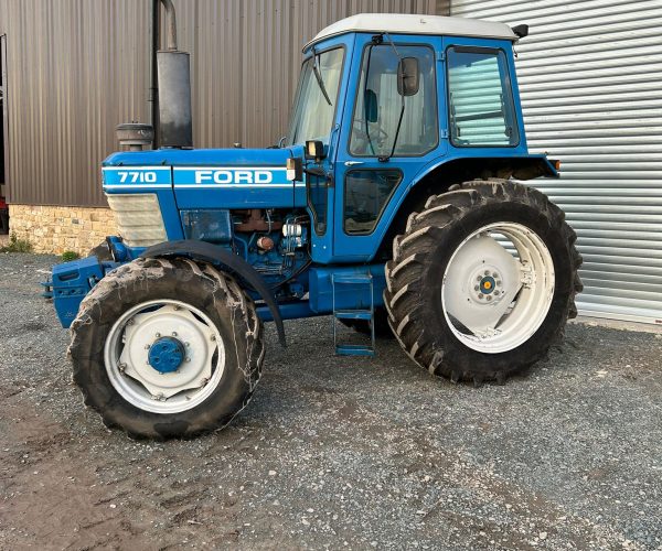 Ford 7710