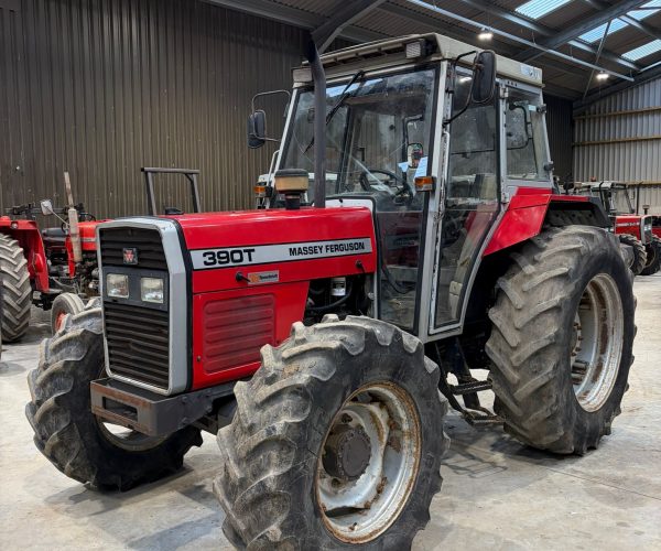Massey Ferguson 390T