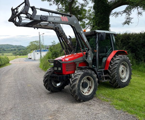 Massey Ferguson 4355 + Loader