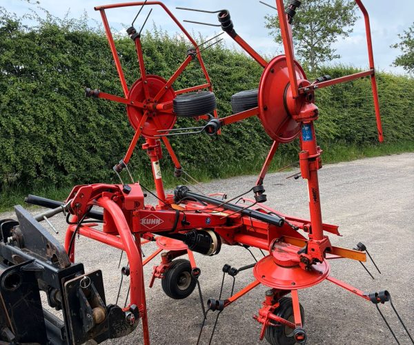 Kuhn GF 5001 MH Digidrive 4 Rotor Tedder