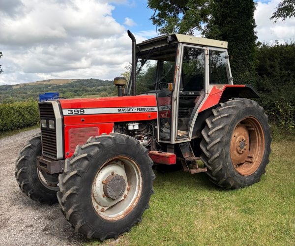 Massey Ferguson 399