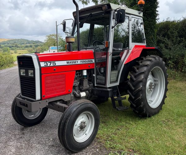 Massey Ferguson 375