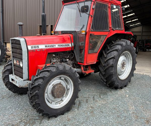 Massey Ferguson 265