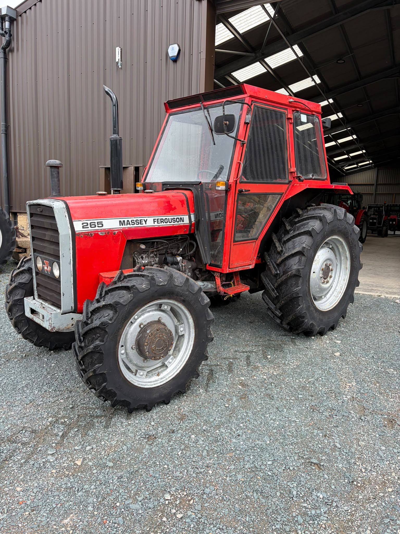 Massey Ferguson 265