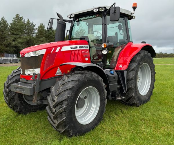 Massey Ferguson 6714S